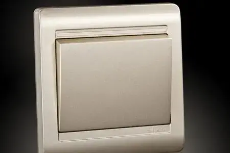 3. 中国电器