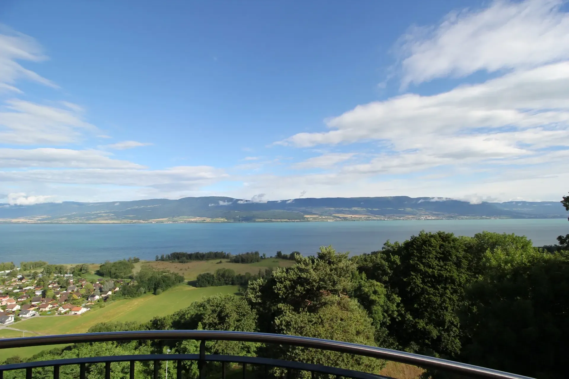 le mont-sur-lausanne,1室